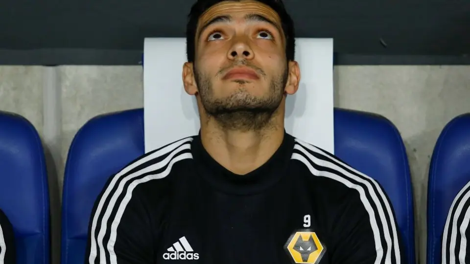 Raúl Jiménez: Su valor económico en Wolverhampton cayó hasta la novena posición