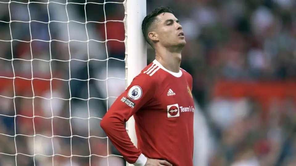 Cristiano Ronaldo: Compañeros del United lo ven como "una patada en el cu..."