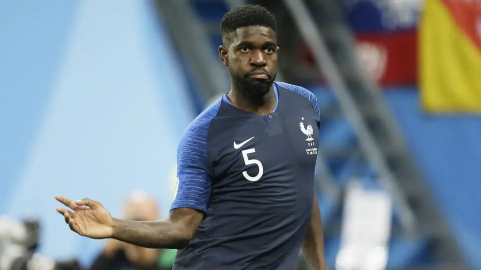 Barcelona: Samuel Umtiti, a detalles de llegar al Lecce de la Serie A