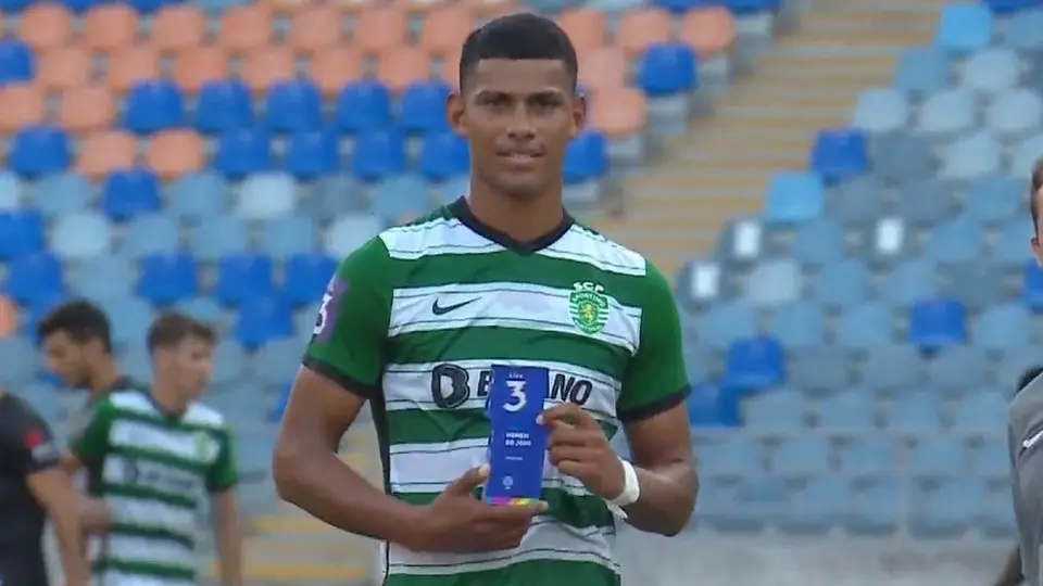 Jesús Alcántar: Marcó su primera anotación en el Sporting B de Portugal