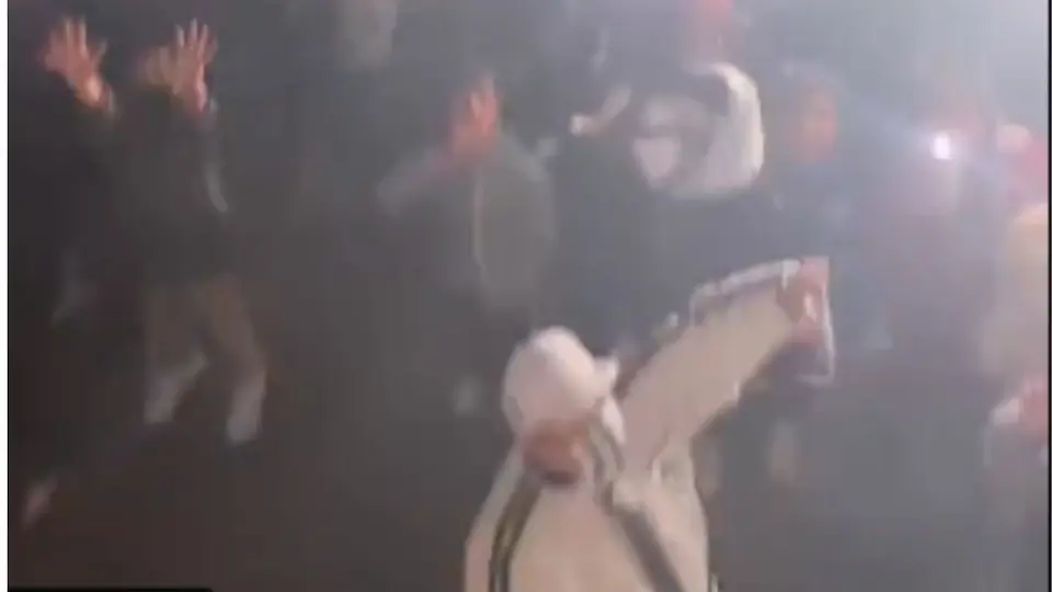 Aficionados llevaron serenata a los Tuzos previo a la Ida de las Semifinales ante Rayados