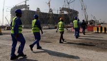 Qatar acepta que murieron "entre 400 y 500" trabajadores en las obras del Mundial