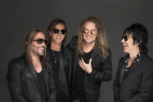 Maná cantó ‘cómo quisiera poder vivir sin agua’ durante un concierto en Monterrey