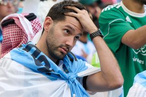 Argentino se engancha luego de que mexicanos le recordaran sobre las Malvinas