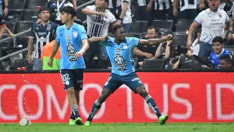 Esposa de Avilés 'explotó' contra Rayados: 'Al carajo, ustedes no me dan de comer'