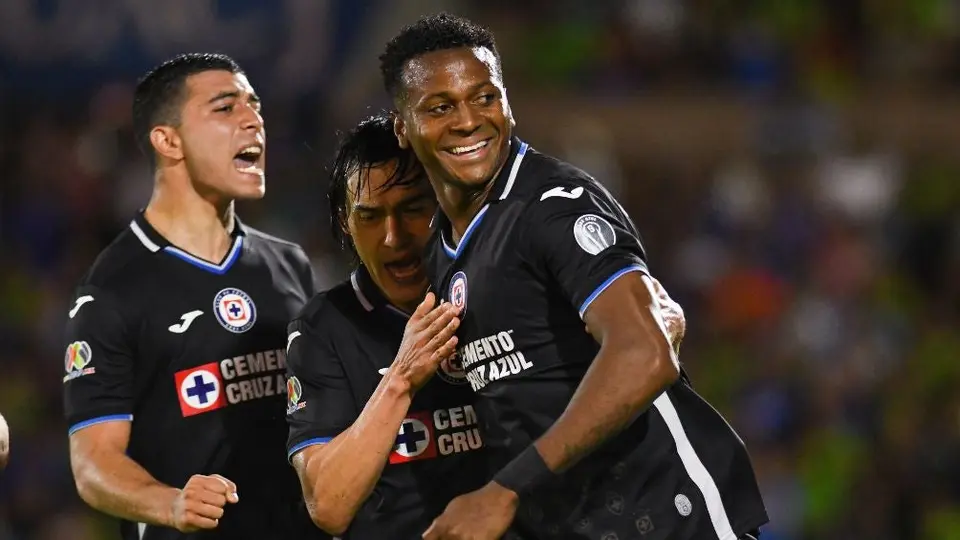 Michael Estrada sobre Cruz Azul: "No merece estar en el lugar en donde está"