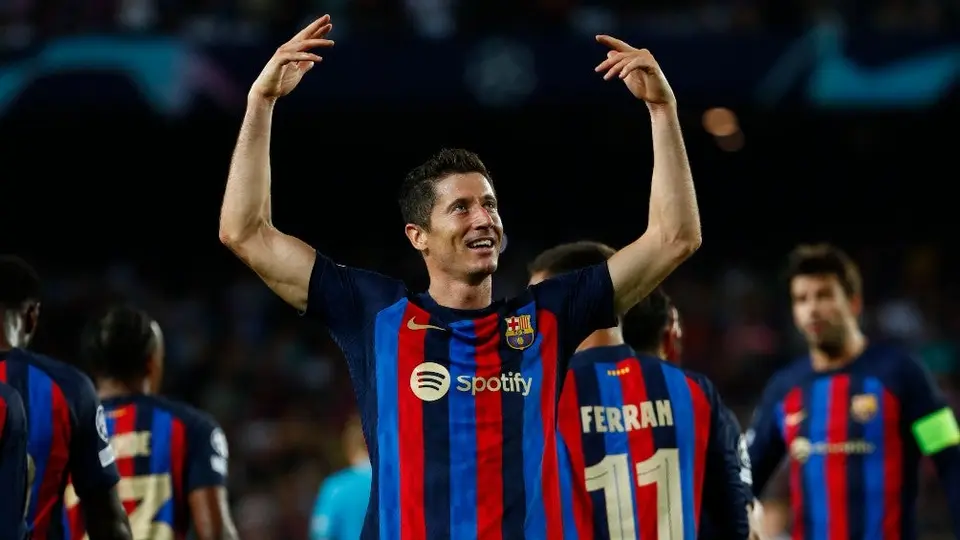 Robert Lewandowski: Marcó récord histórico tras hacer hat-trick en Champions con el Barcelona