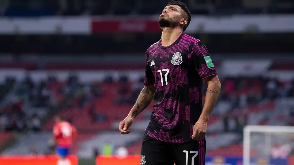 Tata Martino, molesto con Sevilla por no prestar al Tecatito Corona