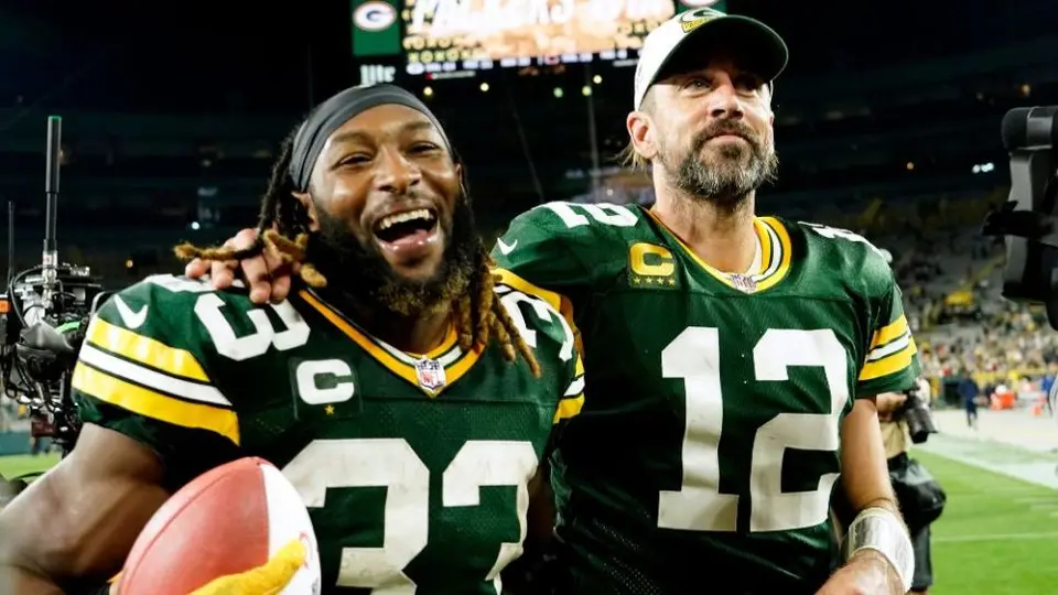 NFL: Rodgers alargó su paternidad sobre los Bears y los Packers suman su primer triunfo