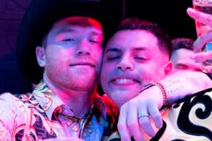 Eduin Caz advirtió a Canelo Álvarez al reaparecer juntos tras 'bronca': 'A la otra córreme bien, ALV'