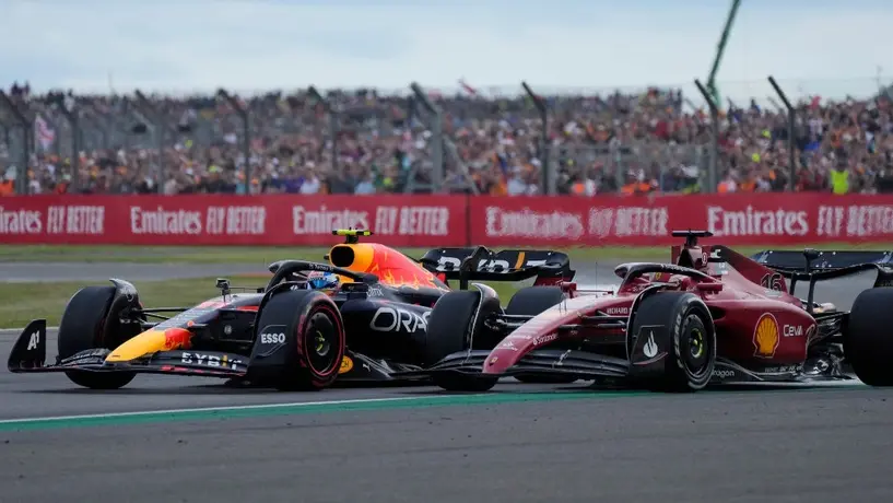 Video: Usuario de TikTok relató ‘a la mexicana’ la lucha de Checo Pérez en Silverstone