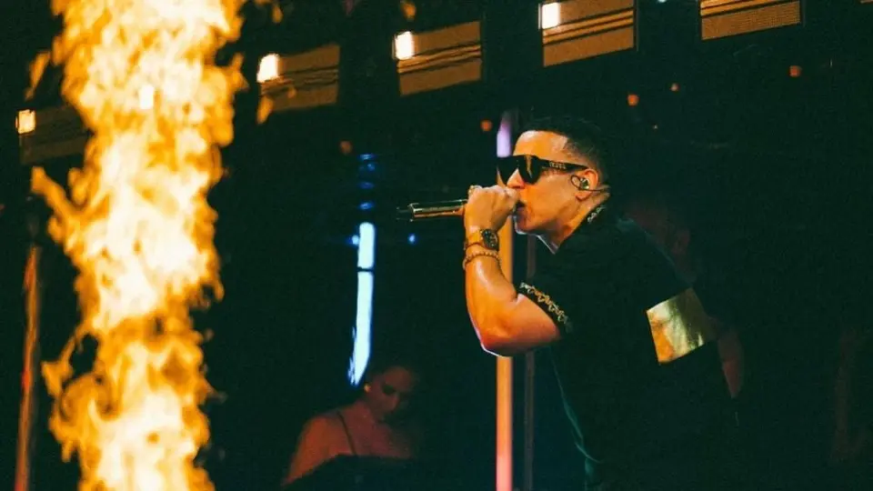 Daddy Yankee: El escenario del reguetonero se incendió durante presentación
