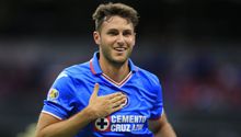 Santiago Giménez le hace el ‘feo’ al América y dice que nunca jugará con Las Águilas