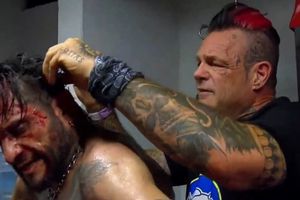 Triplemania XXX: Pagano venció y rapó a Cibernético