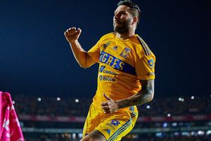 Gignac felicitó a Giroud por convertirse en el máximo goleador de la Selección Francesa