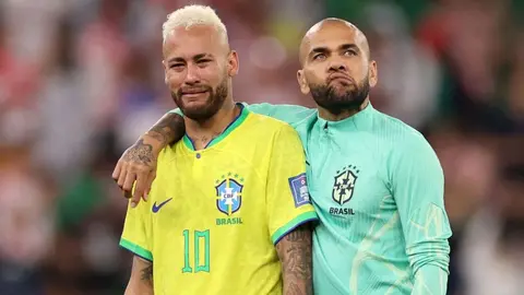 Qatar 2022: ¿Cuánto dinero dejó de ganar Pumas por la eliminación de Brasil y Dani Alves?