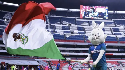 ¡Así se celebra el Día de la Independencia! Equipos felicitan al pueblo azteca