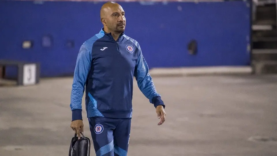 Cruz Azul: Conejo Pérez saldrá como DT al banquillo en duelo ante Xolos