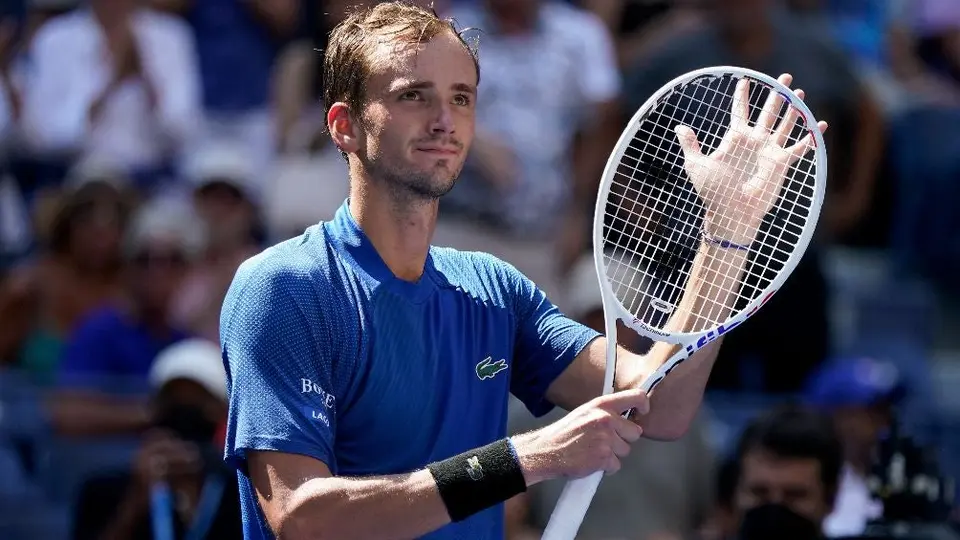 Daniil Medvedev: Arrolló en tres sets a Kozlov y está en segunda ronda