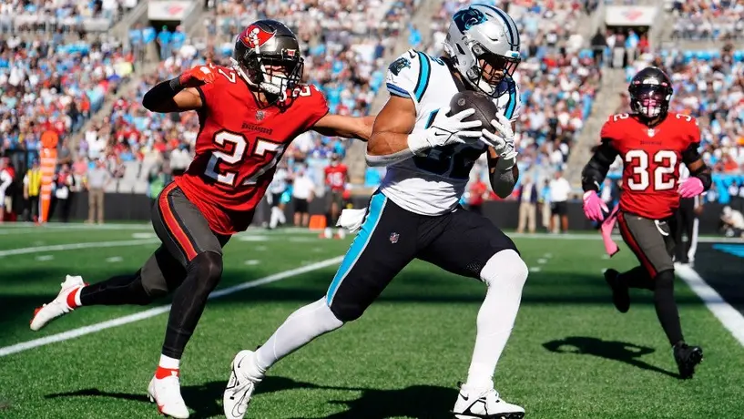 NFL: Carolina, ya sin McCaffrey, dio la sorpresa al vencer a Tampa Bay