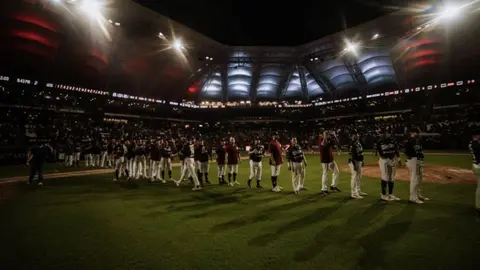 LMP: Tomateros despidió a su Manager en la mañana y lo reinstalaron en la noche