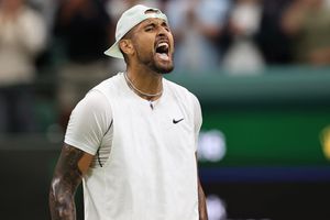 Wimbledon: Tsitsipas y Kyrgios, multados con 14 mil dólares