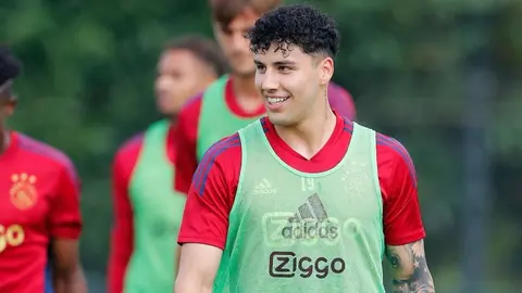 Jorge Sánchez: No jugará por lesión con el Ajax el domingo