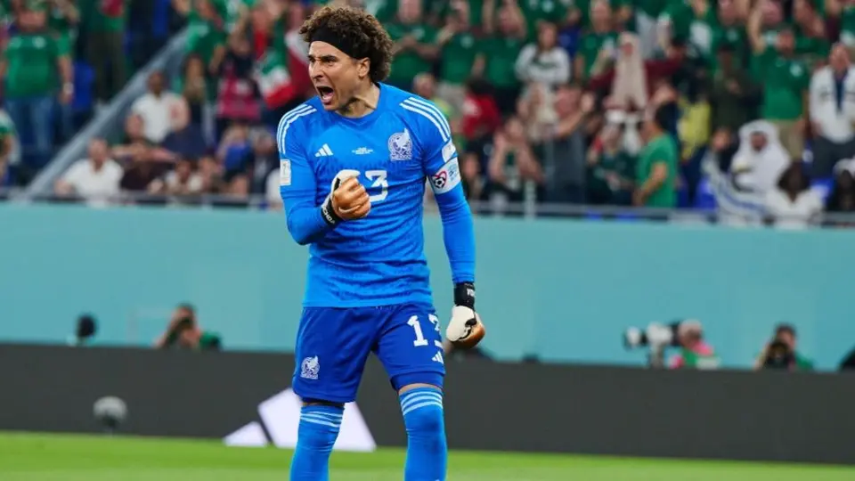Selección Mexicana: FIFA ‘aplaudió’ a Memo Ochoa tras detener penalti de Lewandowski