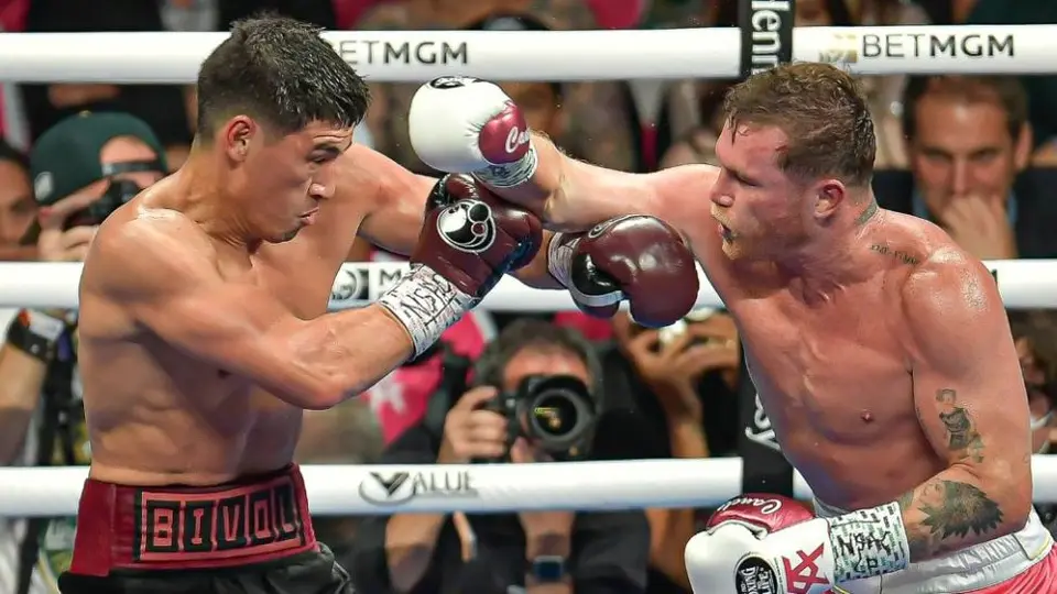Canelo Álvarez: Buscará la revancha ante Bivol; Eddie Hearn confirmó negociaciones