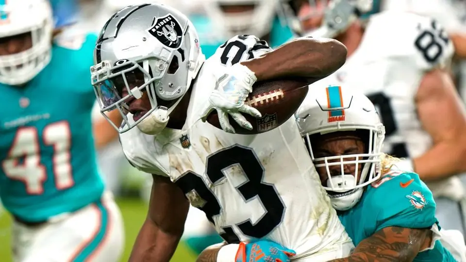 Raiders: Kenyan Drake sería cortado por el equipo