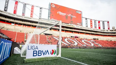 Xolos vs Puebla: Un auto fue incendiado a metros del estadio Caliente mientras se disputaba el partido