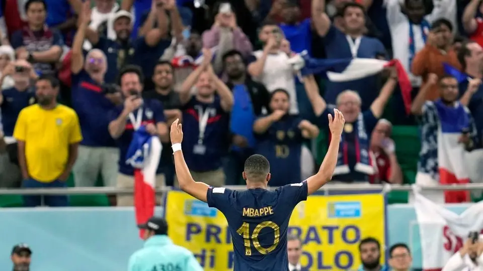 Mbappé superó a Pelé como máximo anotador con menos de 24 años en Mundiales