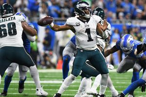 NFL: Con Jalen Hurts imparable, los Eagles explotaron ante los Lions