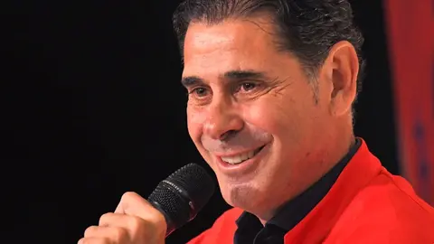 Chivas: Fernando Hierro está en España para convencer a Albert Celades de tomar al Rebaño