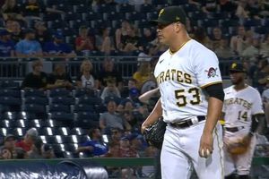Manny Bañuelos: Gran relevo del mexicano, pero Pirates cayó ante Blue Jays