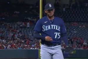 Andrés Muñoz: Mexicano se llevó la victoria ante los Angels