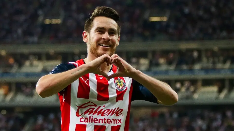 Chivas: Canelo Angulo reapareció en convocatoria de Ricardo Cadena