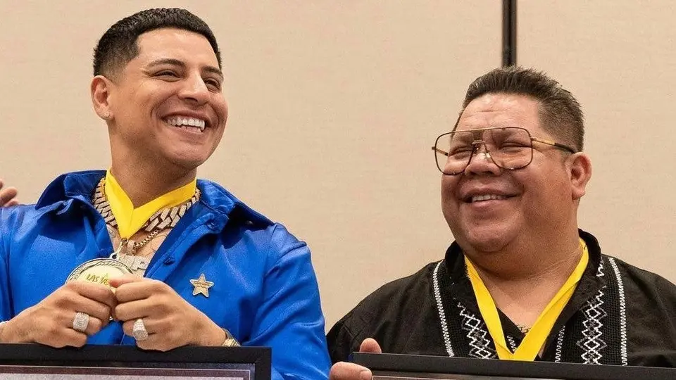 Grupo Firme recibió una estrella en el paseo de la fama en Las Vegas