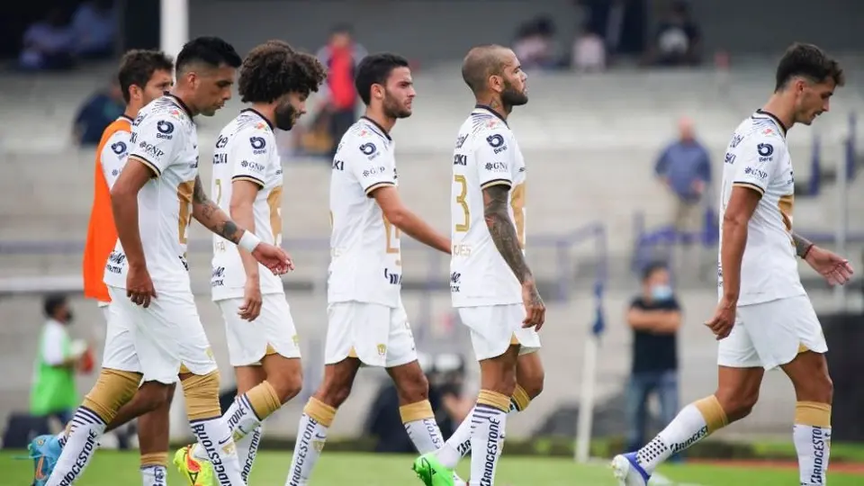 Pumas: Aficionados agredieron a jugadores tras el descalabro ante Santos
