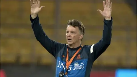 Louis Van Gaal sobre Senegal: "Van a extrañar mucho a Sadio Mané"