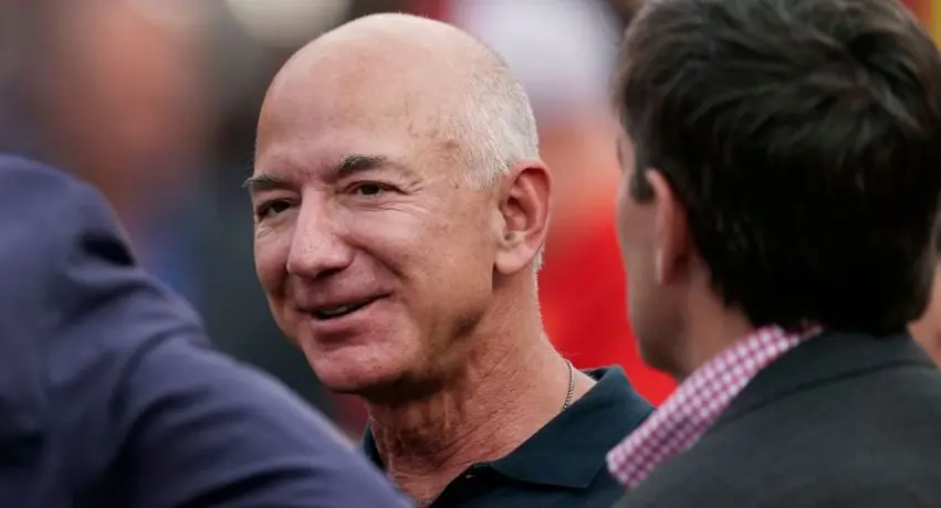 Jay-Z y Jeff Bezos, interesados en comprar a los Washington Commanders