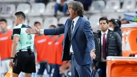 Almada: ‘Me gustaría dirigir a la Selección Mexicana siempre y cuando no tenga DT’