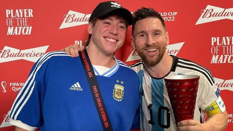 Paulo Londra entregó a Messi el premio MVP tras el Argentina vs Australia: "Dios bendiga esa zurda"
