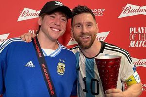Paulo Londra entregó a Messi el premio MVP tras el Argentina vs Australia: "Dios bendiga esa zurda"