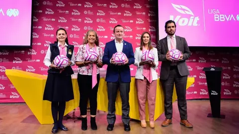 Liga MX: Presentó balón rosa que se utilizará en la Liguilla del Apertura 2022