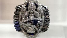 NFL: Sentenciaron a defraudador a tres años de prisión por vender y comprar anillos del Super Bowl