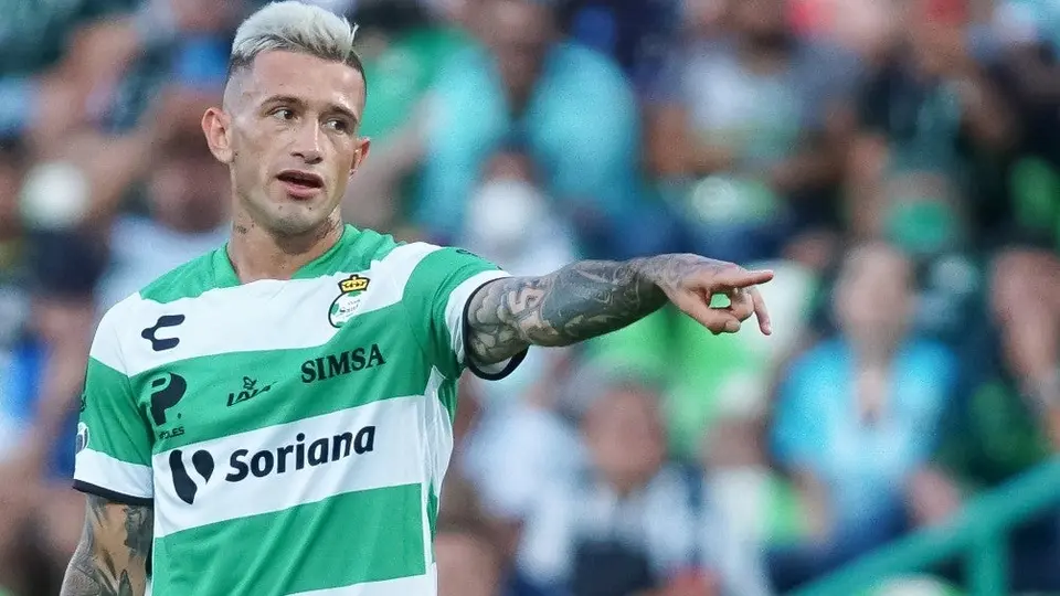Santos: Huevo Lozano, cerca de fichar con el Peñarol; aseguran medios desde Uruguay