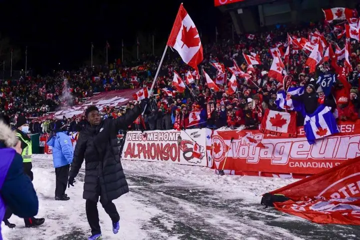 Alphonse Davies comanda lista de Canadá para la Copa del Mundo | MEXSPORT