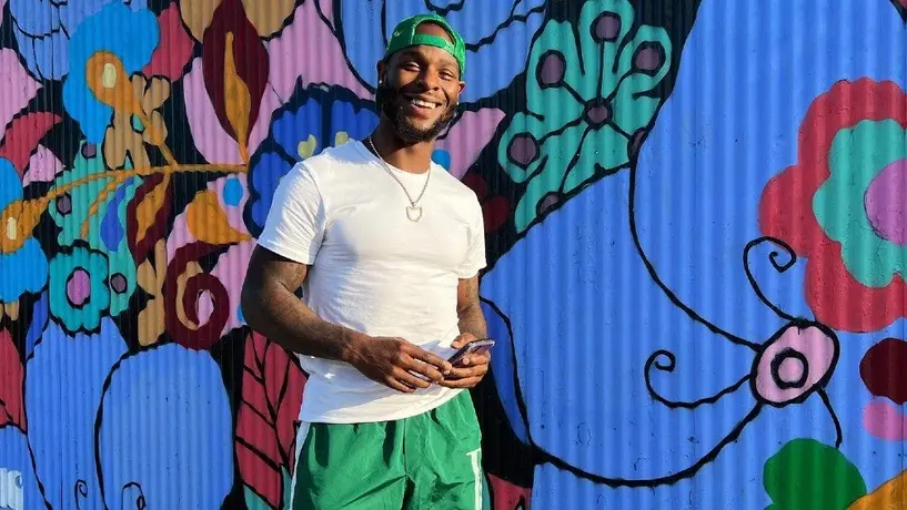 Le'Veon Bell, ex jugador de la NFL, debutará en boxeo ante Uriah Hall