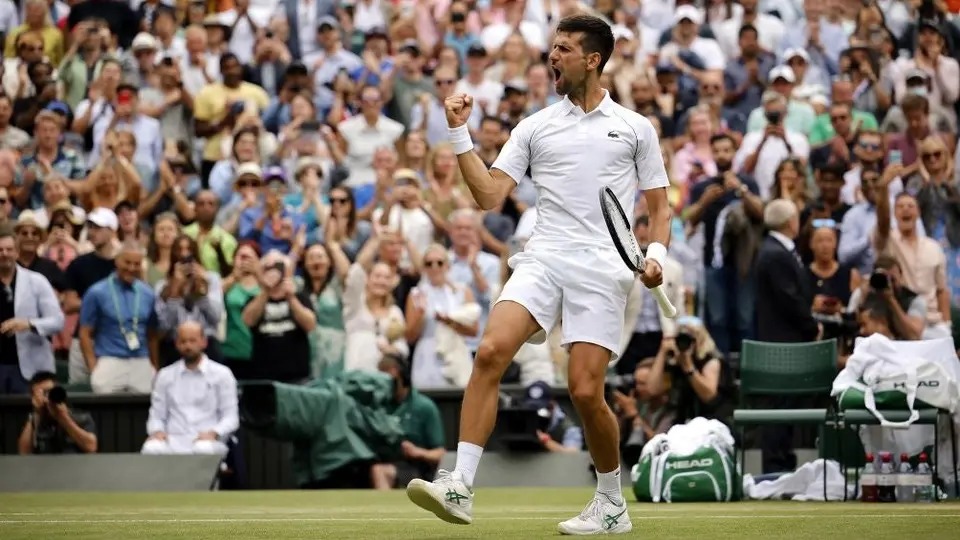 Wimbledon: Novak Djokovic logró una feroz remontada que lo lleva a semifinales